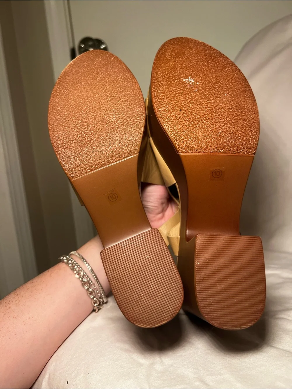 Hot Kiss Tan Platform Strappy Block Heel Sandals Size 10/11